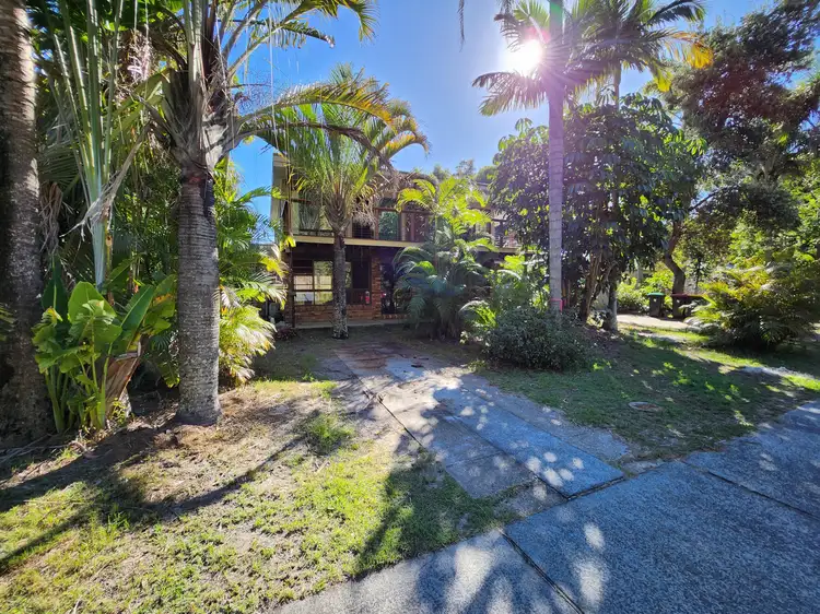 2 Nineteenth Avenue, Stuarts Point NSW 2441