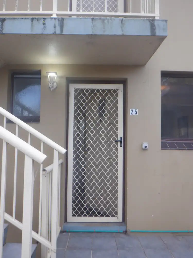 25/5 Crag  Road, Batehaven NSW 2536