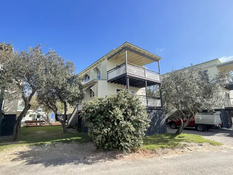 Main view of Homely house listing, 10 Williams Avenue, Eurong QLD 4581