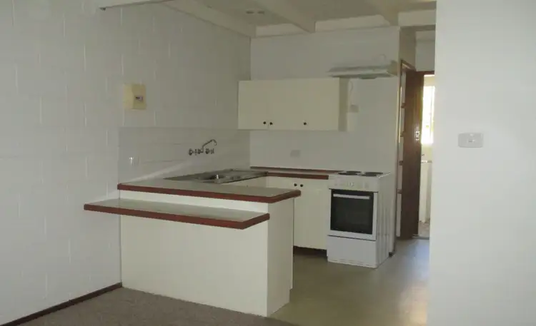 2/14 Bavarde Avenue, Batemans Bay NSW 2536