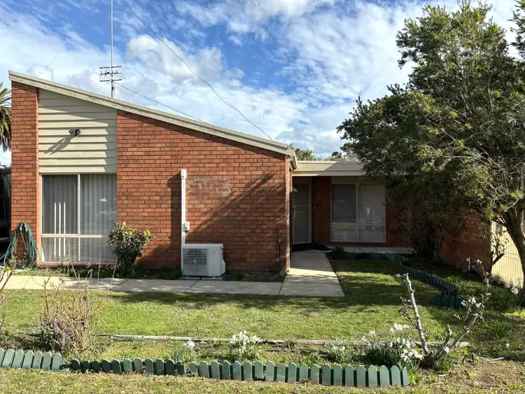 2/198 High Street, Broadford VIC 3658