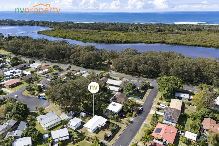 6 Seventeenth Avenue, Stuarts Point NSW 2441
