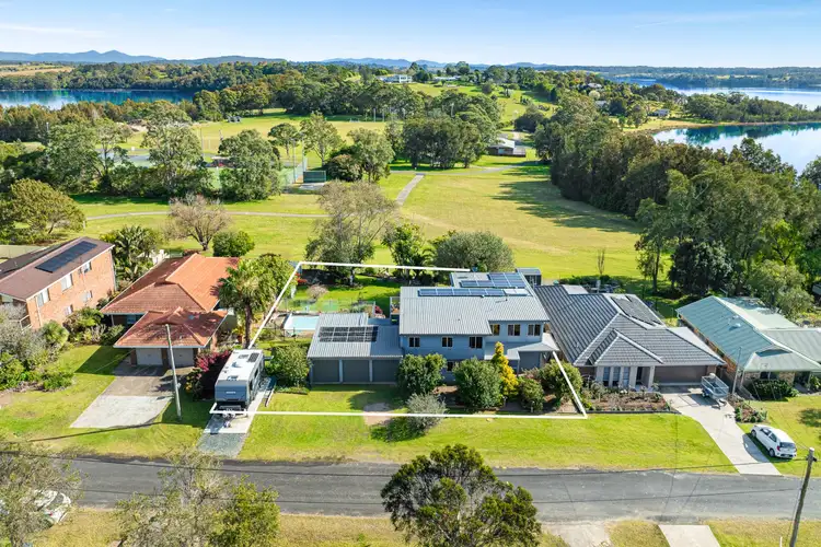 42-44 Lake Street, Tuross Head NSW 2537