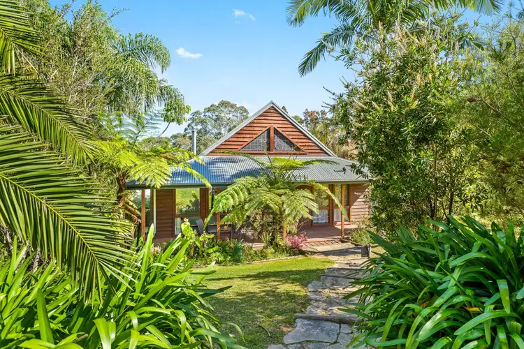 13 Viewpoint Court, Tuross Head NSW 2537
