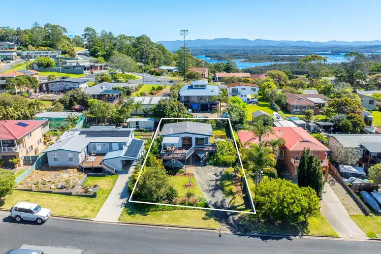 73 Salmon Street, Tuross Head NSW 2537