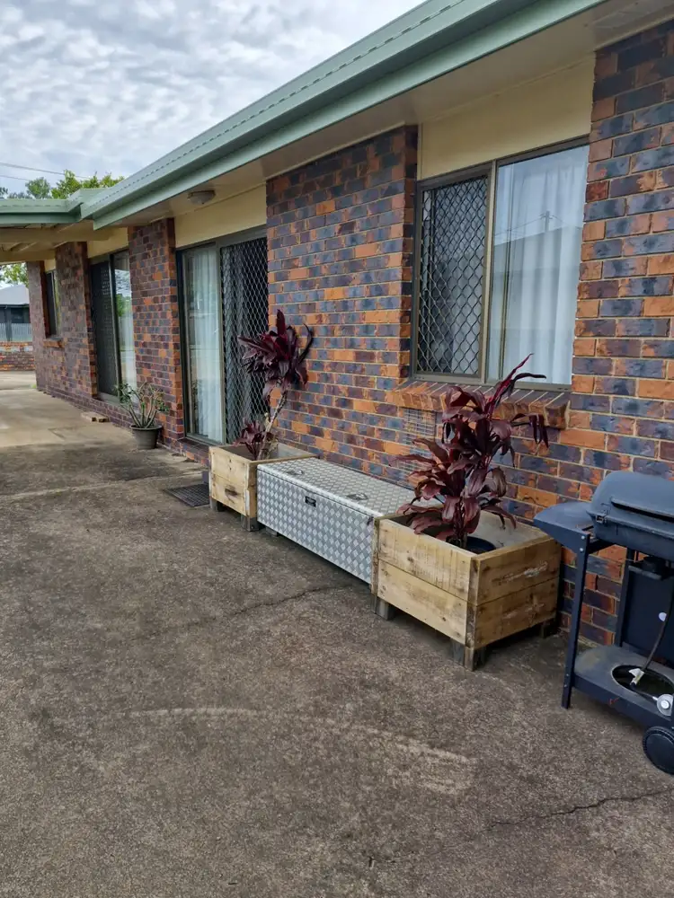 202 Cambridge  Street, Granville QLD 4650