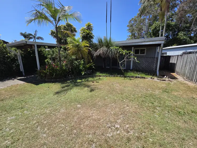 8 Seventeenth Avenue, Stuarts Point NSW 2441