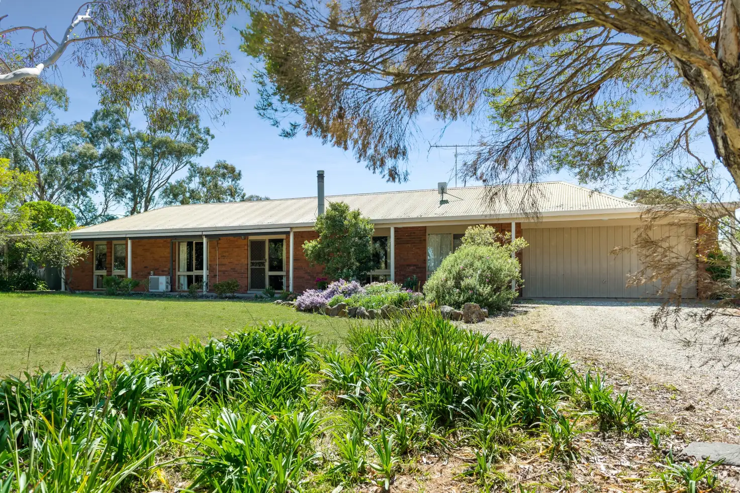 Main view of Homely house listing, 10 Kimberly Drive, Broadford VIC 3658