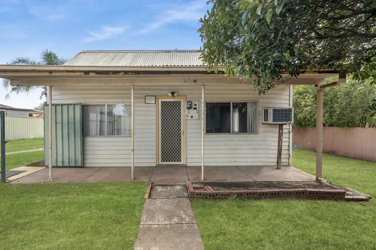 9 McKenzie  Street
