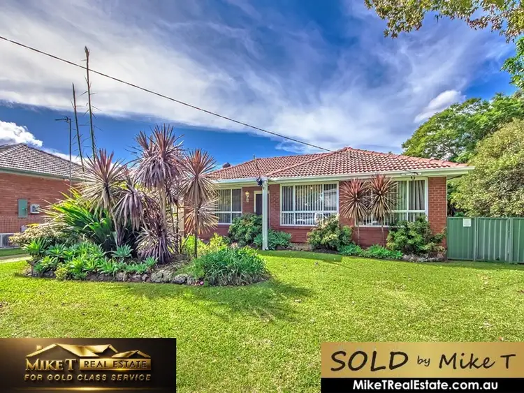 11 Maroota Avenue