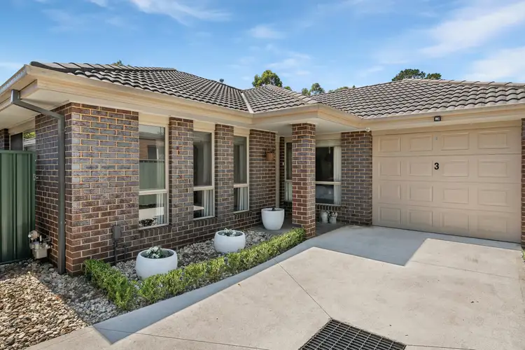 3/3 Dairy Lane