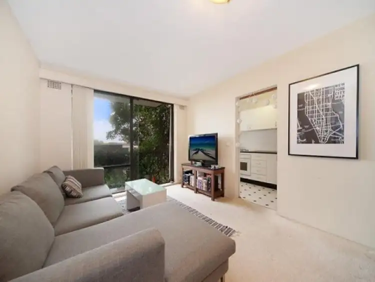 15/7-9 Gilbert Street
