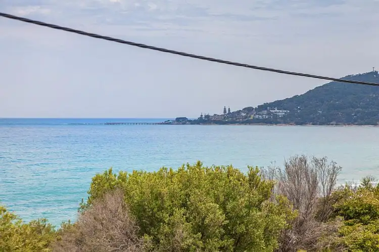 71 HALL Street, Lorne VIC 3232