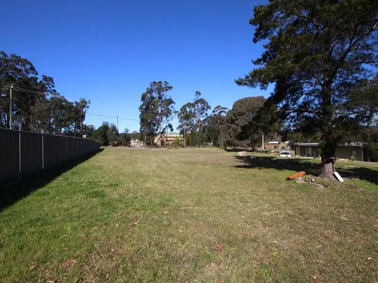13 Blackfellows Lake  Road, Kalaru NSW 2550