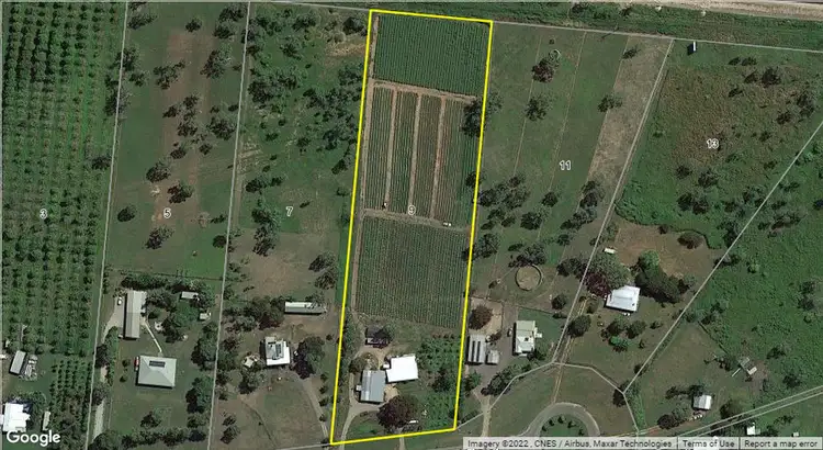 9 Apple Flat  Road, Alligator Creek QLD 4816
