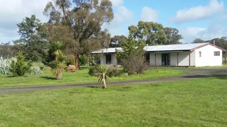 35 Fairview Road, Clunes VIC 3370