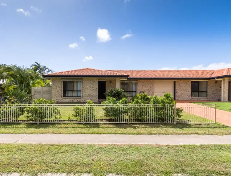 1/2 Orchid Avenue, Urangan QLD 4655