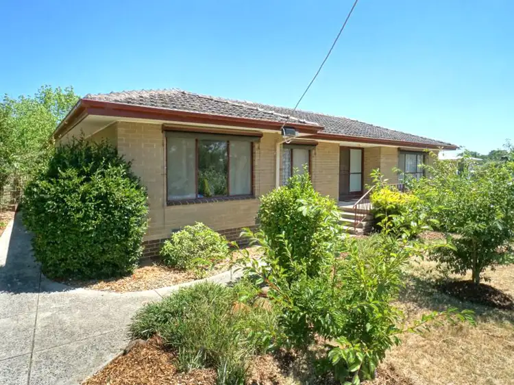 19 Hyde Park  Road, Creswick VIC 3363