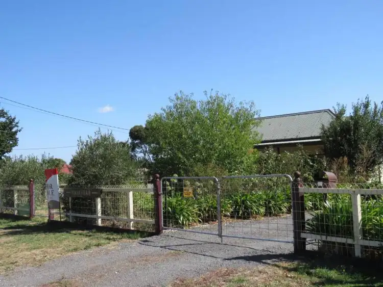 25 Smeaton Road, Clunes VIC 3370