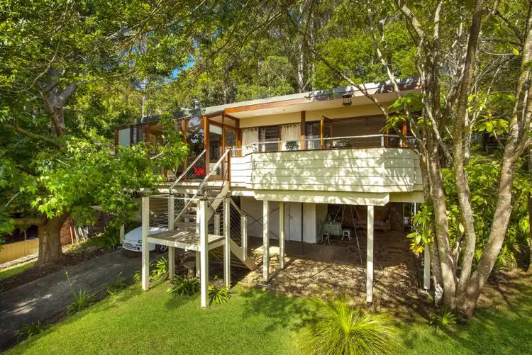 117 Lake Shore  Drive, North Avoca NSW 2260