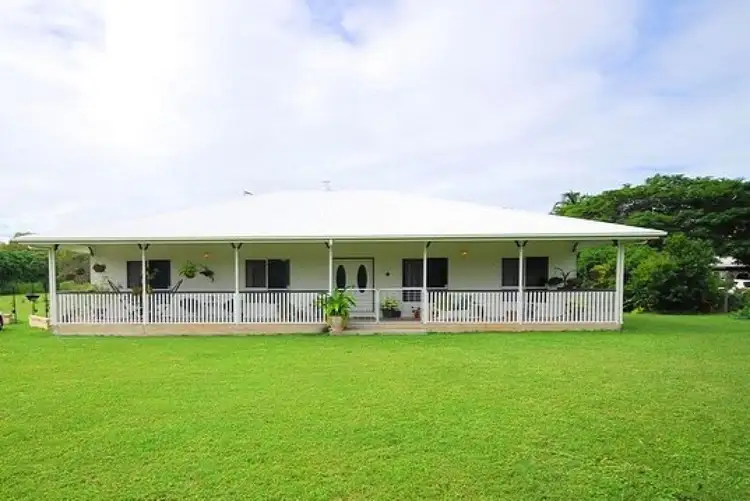 16 Toolakea Beach Road