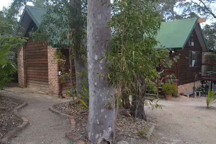 69 Annetts  Parade, Mossy Point NSW 2537