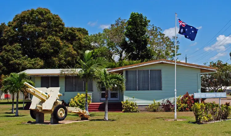 90 Eleventh  Avenue, Home Hill QLD 4806