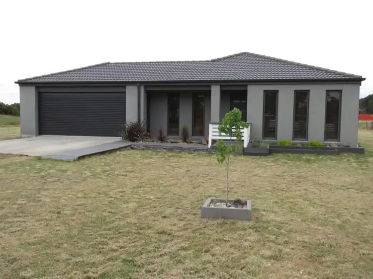 15 Angus Street, Clunes VIC 3370