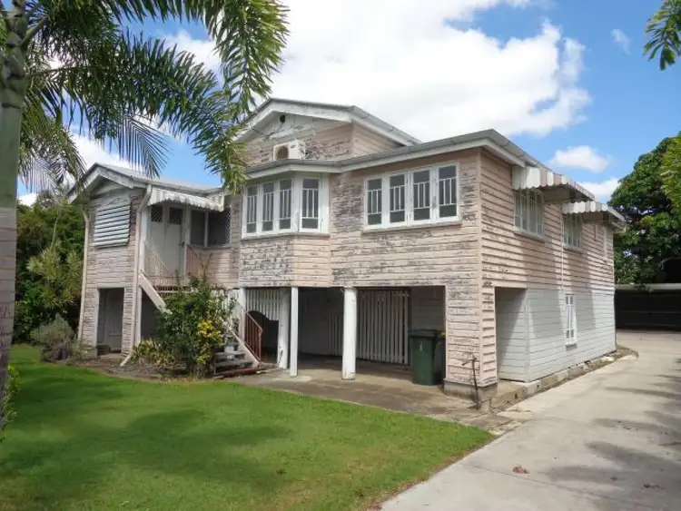 130 Ferry  Lane, Maryborough QLD 4650