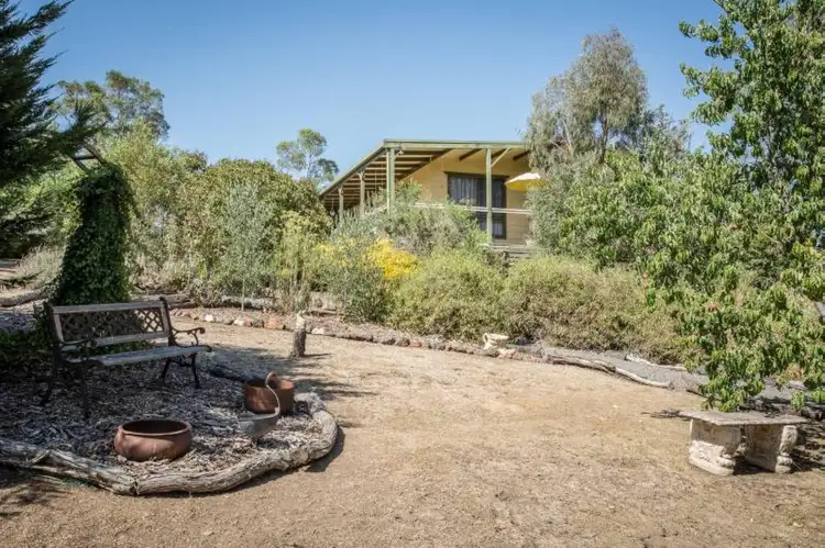 9 Lathlain Street, Clunes VIC 3370