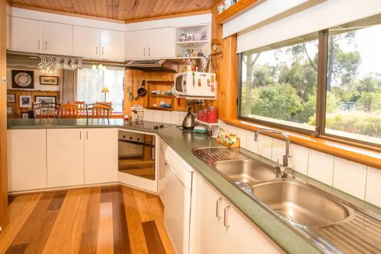 Fifth view of Homely house listing, 9 Lathlain Street, Clunes VIC 3370