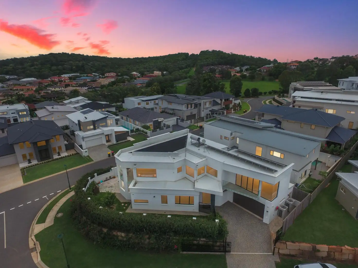 Main view of Homely house listing, 100 Ridgeview Street, Carindale QLD 4152