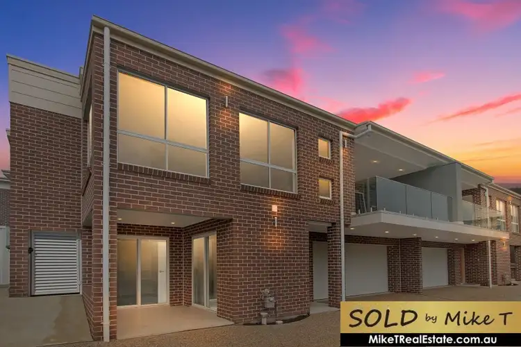 20 Chaplin  Place, Albion Park NSW 2527