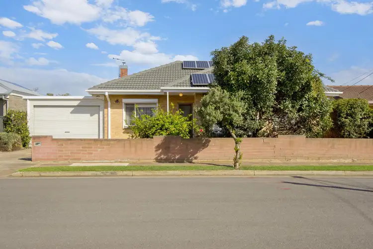 9 Fairlie Street, Ottoway SA 5013