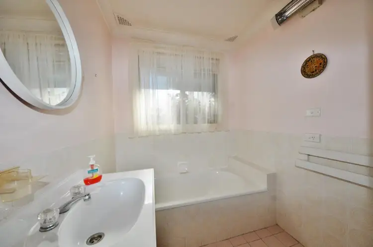 Seventh view of Homely house listing, 1A Glenmore  Crescent, Macksville NSW 2447