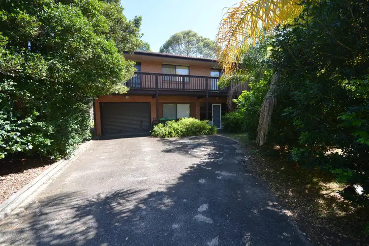 15 Clarke  Street, Broulee NSW 2537