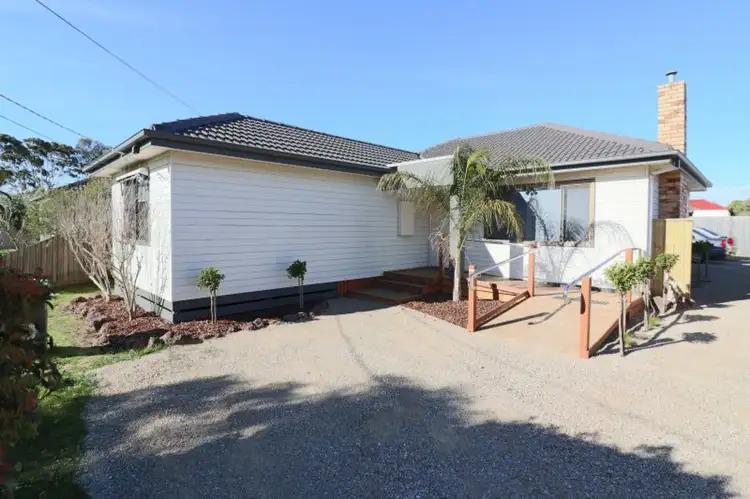 7 Belmont  Avenue, Dandenong North VIC 3175