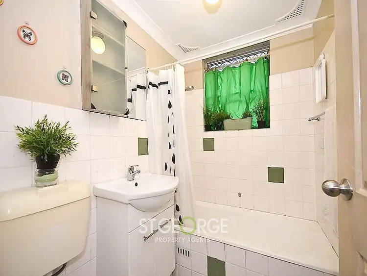 Fourth view of Homely apartment listing, 4/5 Cambridge Street, Penshurst NSW 2222