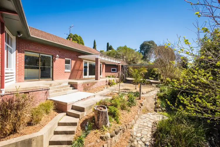 5 Belmore Street, Bega NSW 2550