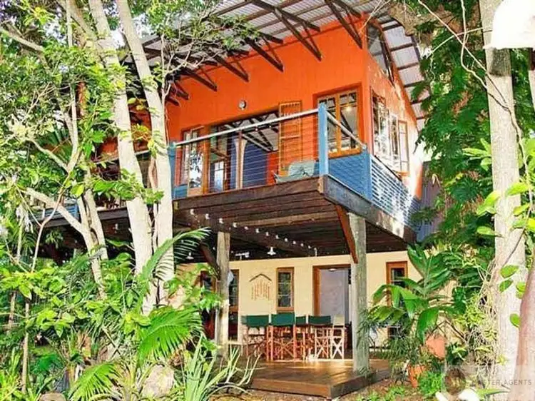 88 The  Esplanade, Toolakea QLD 4818