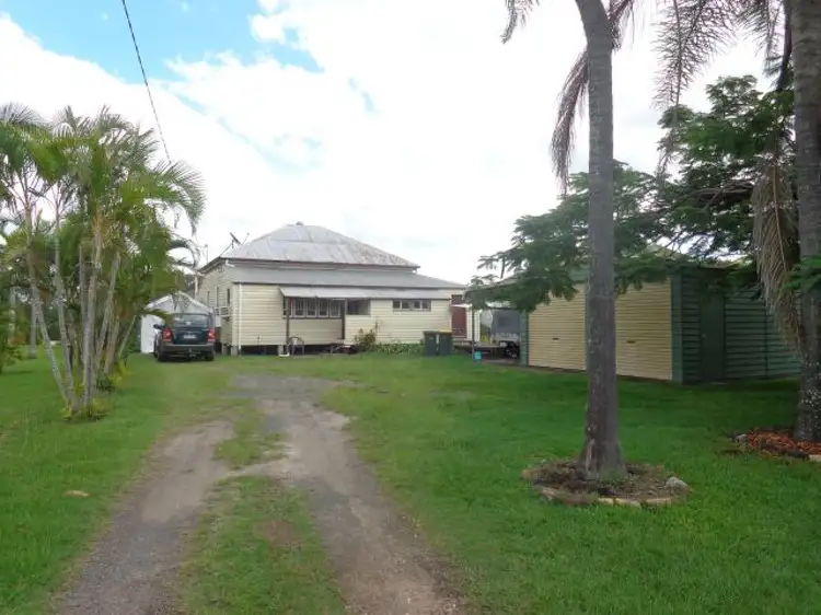 14 Granville  Terrace, Granville QLD 4650