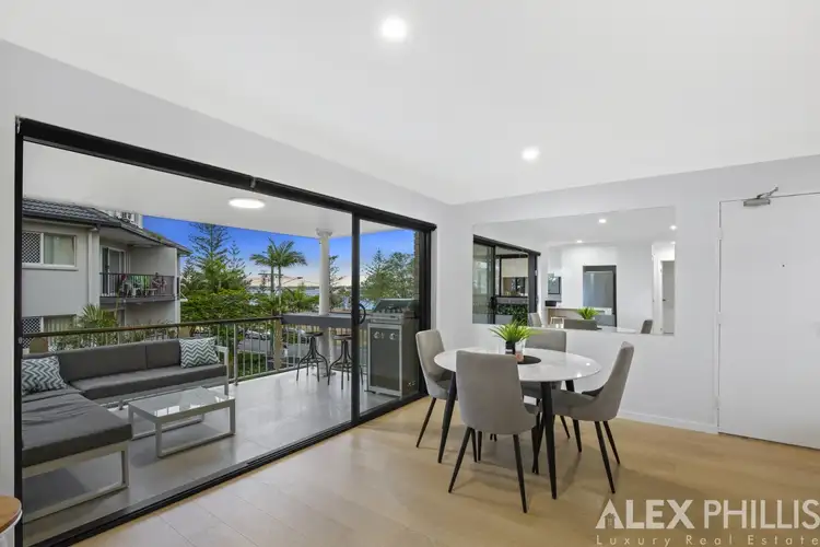 7/218 Marine Parade, Labrador QLD 4215