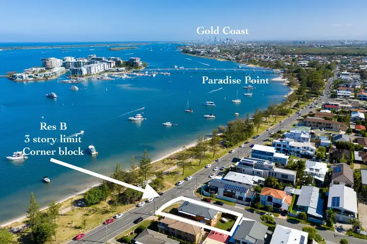 1 Mallard Ave, Paradise Point QLD 4216