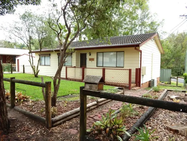 5 Illawong Road, Summerland Point NSW 2259