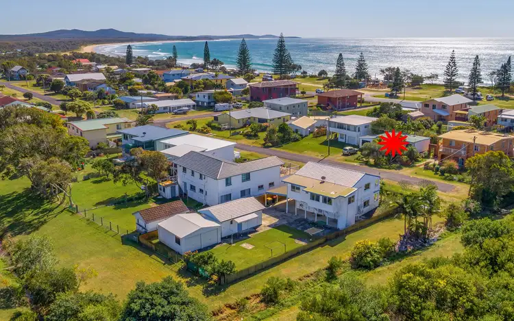 Second view of Homely house listing, 25 Honeysuckle Street, Brooms Head NSW 2463