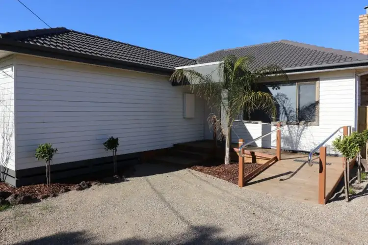7 Belmont  Avenue, Dandenong North VIC 3175