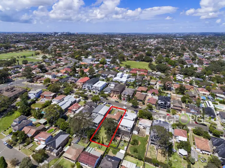 Fifth view of Homely house listing, 35 Mavis  Avenue, Peakhurst NSW 2210