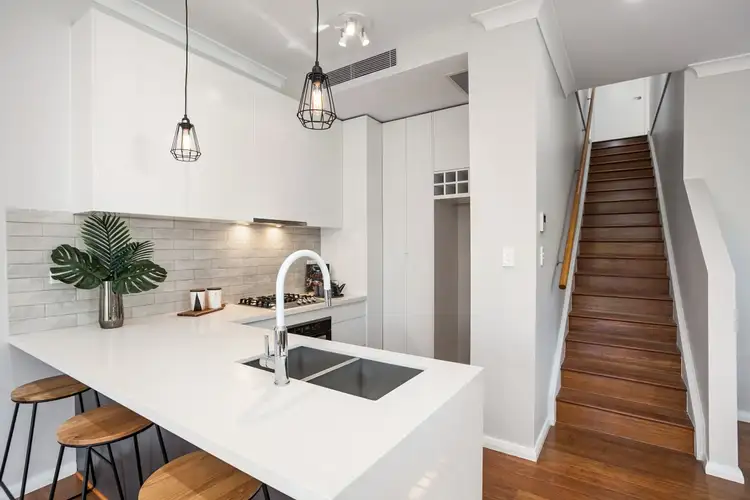 Fifth view of Homely house listing, 2/3 Dalmeny Avenue, Figtree NSW 2525