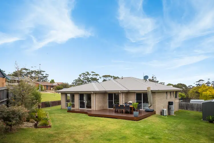 7 Endeavour Court, Tura Beach NSW 2548
