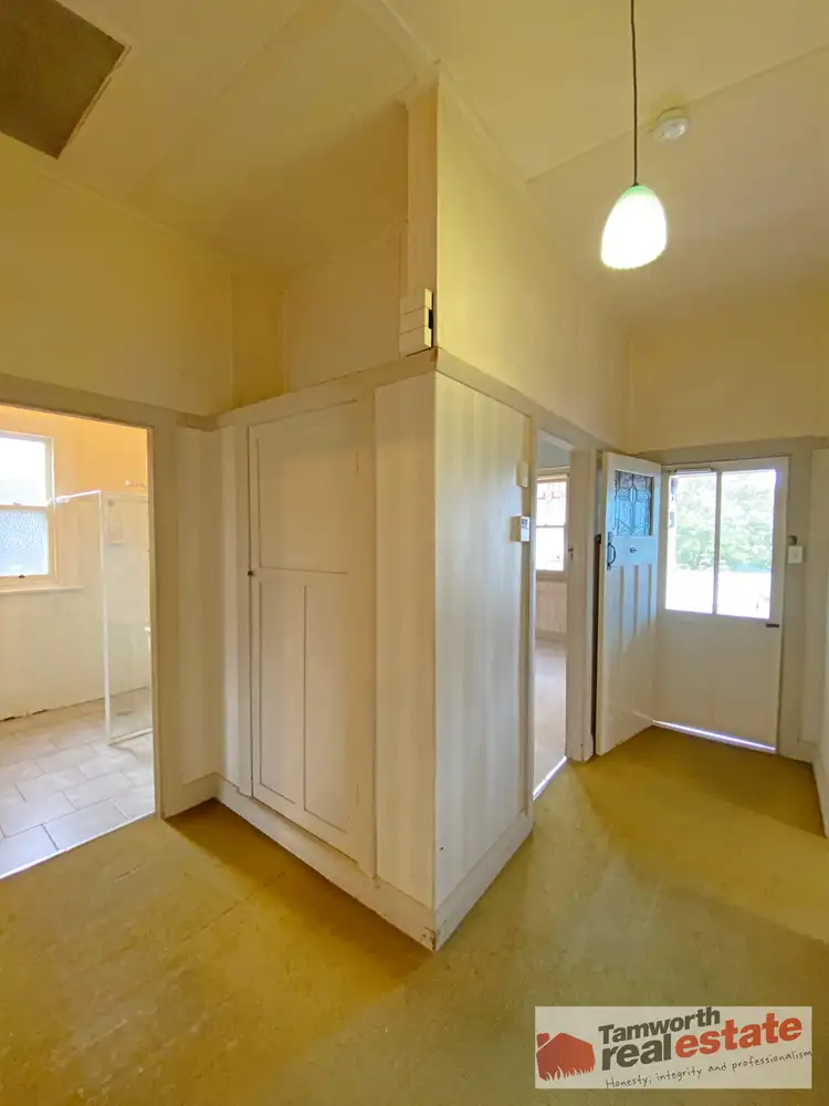 Sixth view of Homely house listing, 11 Hyman Street, North Tamworth NSW 2340